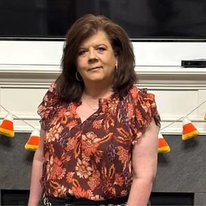 Meet your Posher, Suzanne